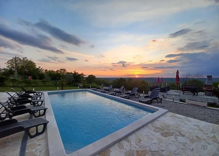 Bed And Breakfast Rogocana
